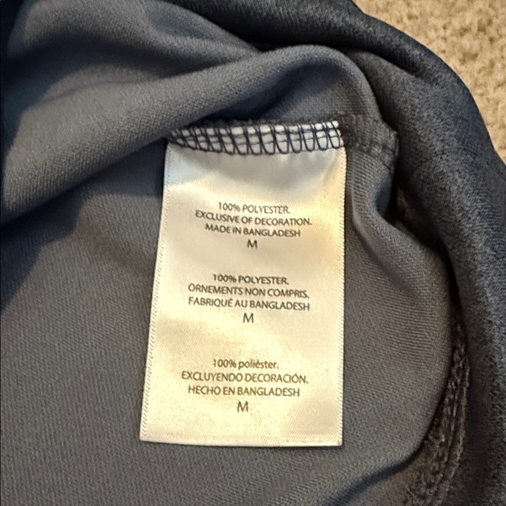 Men's UCF Knights Gray Quarter-Zip Pull Over - Picture 5 of 6